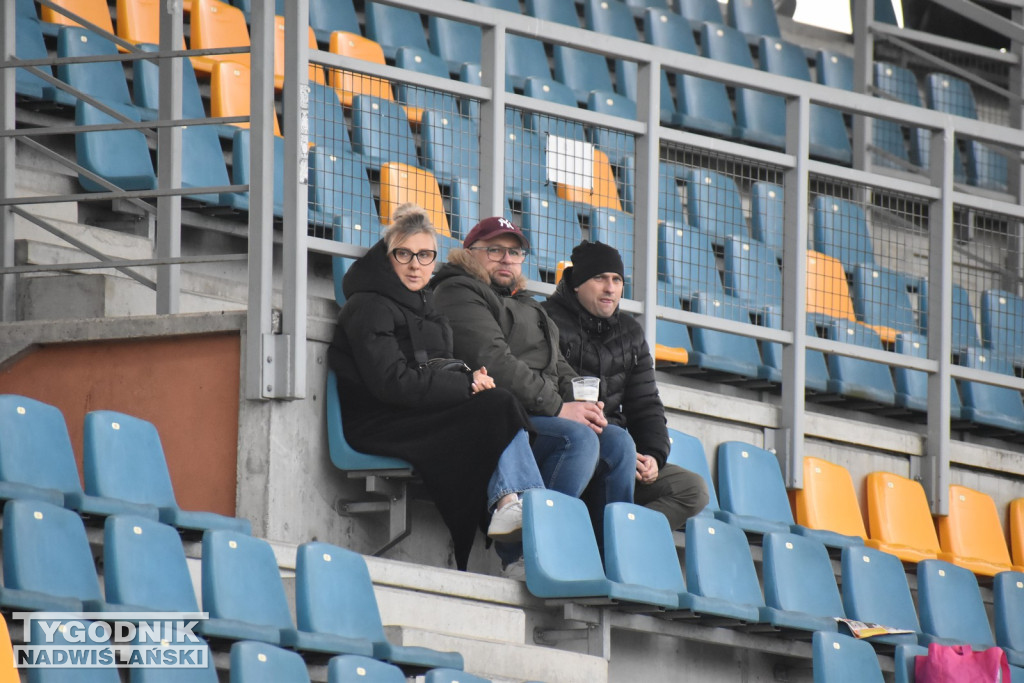 Zdjęcia z trybun z meczu Siarka - Świdniczanka