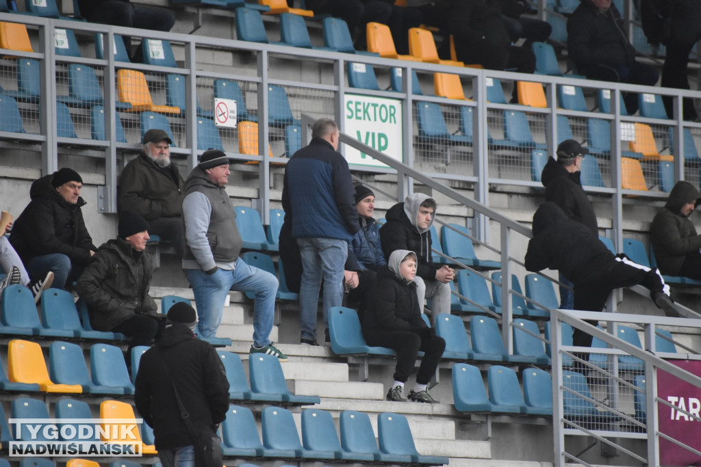 Zdjęcia z trybun z meczu Siarka - Świdniczanka