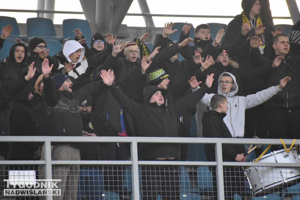Zdjęcia z trybun z meczu Siarka - Świdniczanka