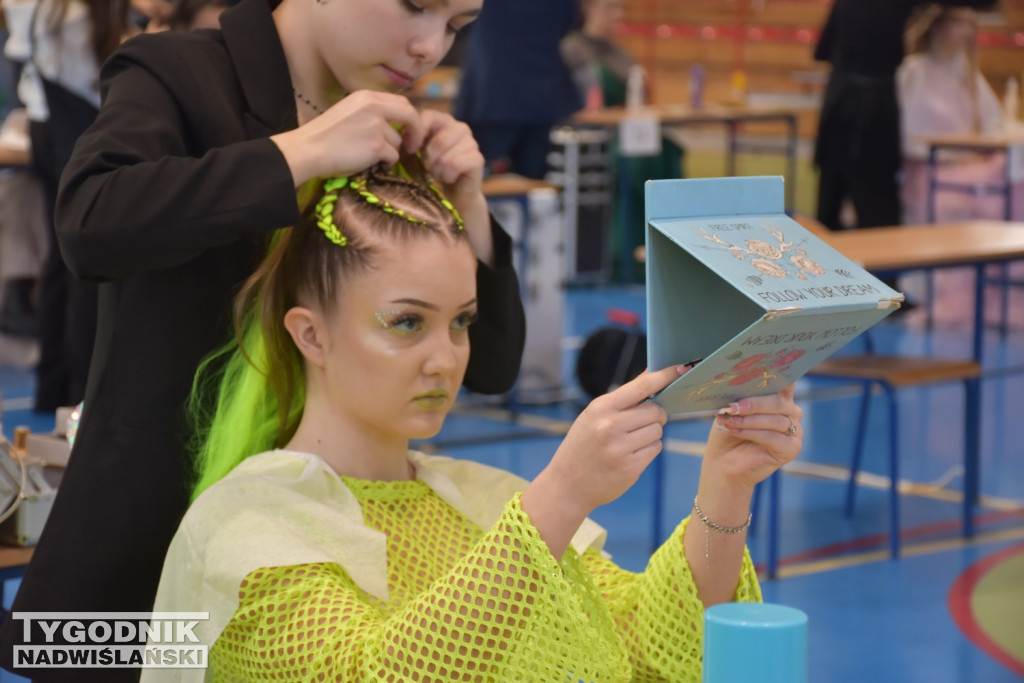 Konkurs fryzjerski w ZS nr 1 w Tarnobrzegu