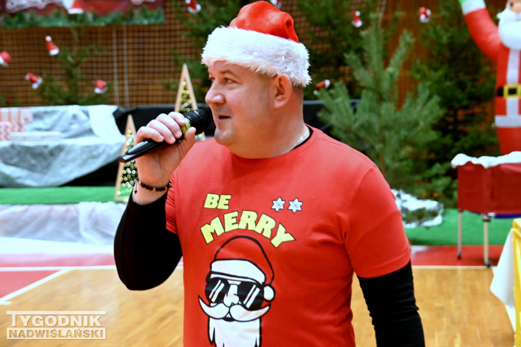 Sportowe Mikołajki na hali w Tarnobrzegu