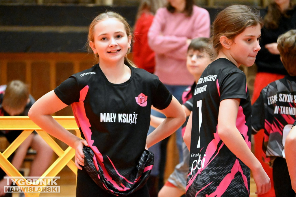 Sportowe Mikołajki na hali w Tarnobrzegu