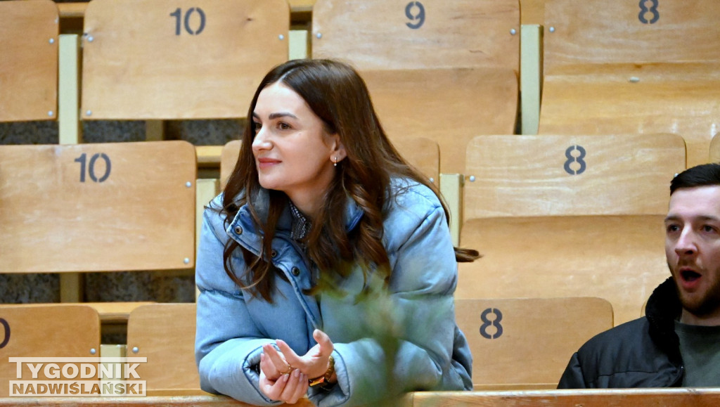 Sportowe Mikołajki na hali w Tarnobrzegu