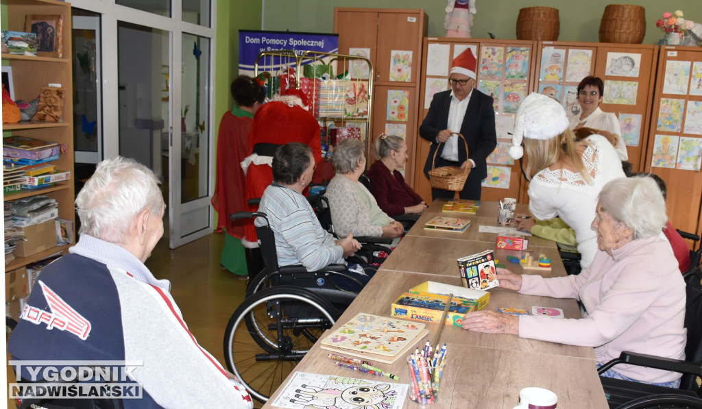 Mikołaj w DPS w Sandomierzu