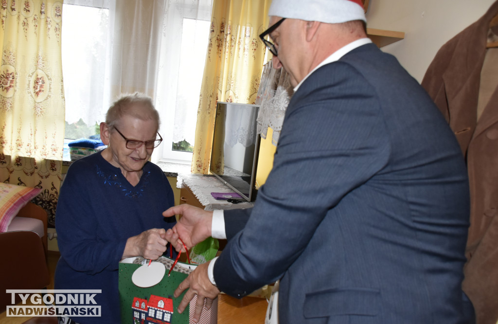 Mikołaj w DPS w Sandomierzu