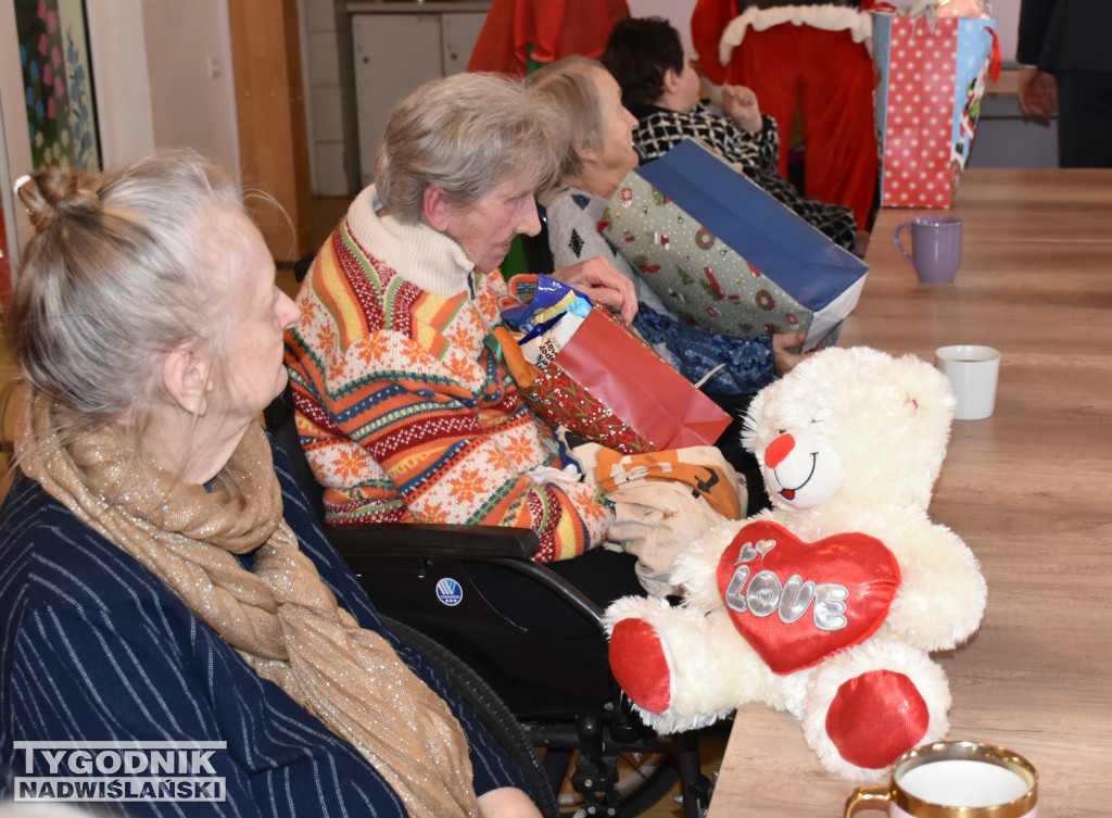 Mikołaj w DPS w Sandomierzu