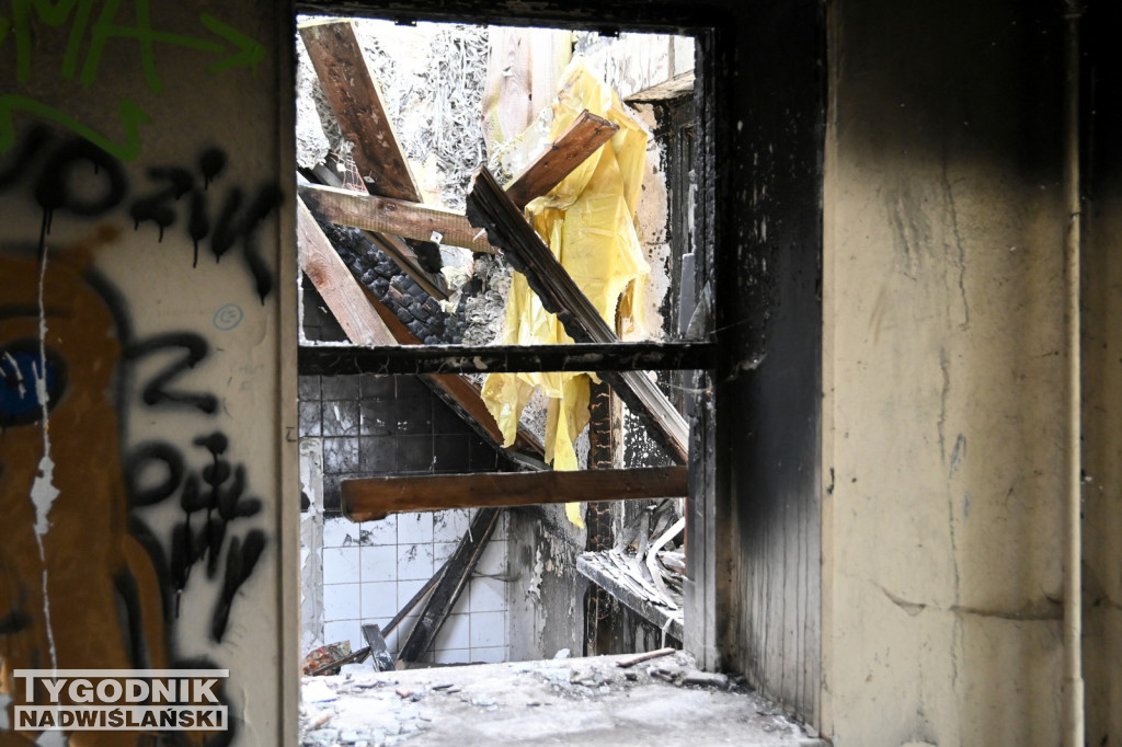 Zrujnowany Hotel Nadwiślański w Tarnobrzegu