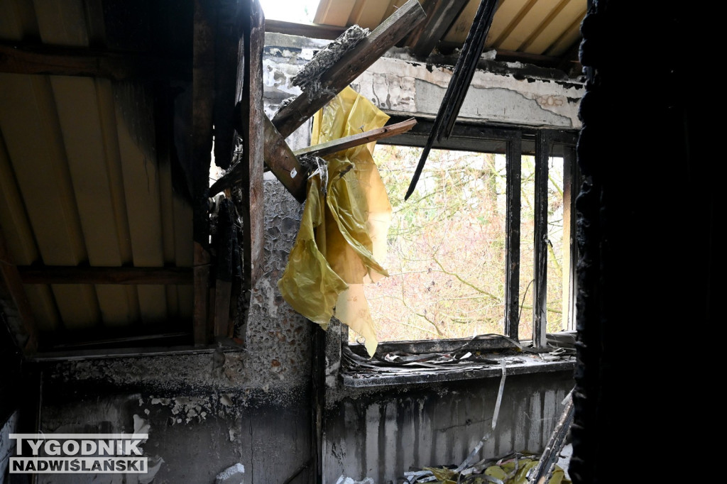 Zrujnowany Hotel Nadwiślański w Tarnobrzegu