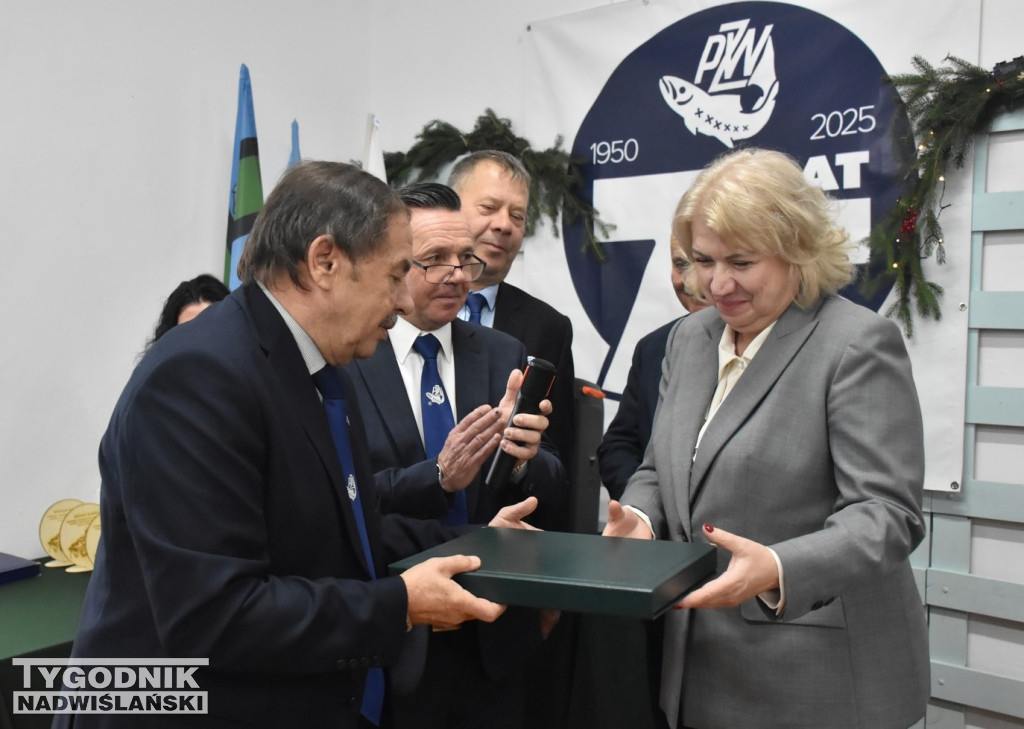 Świąteczno-jubileuszowe posiedzenie zarządu PZW Tarnobrzeg