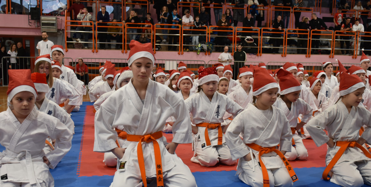 12. Ogólnopolski Mikołajkowy Turniej Karate WKB