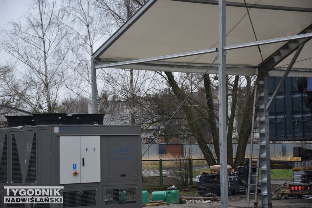 Budowa lodowiska w Tarnobrzegu