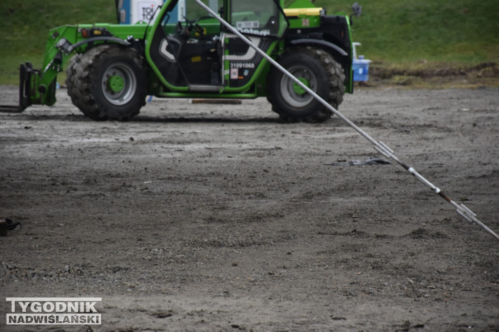 Budowa lodowiska w Tarnobrzegu