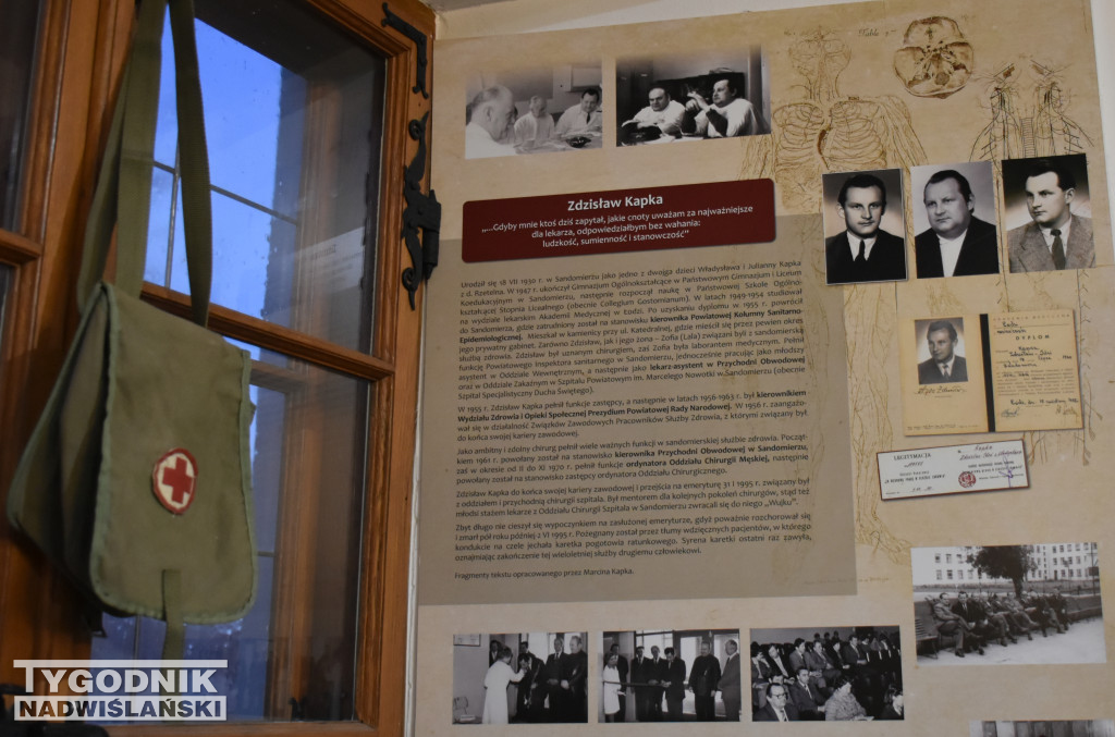 Wystawa poświęcona służbie zdrowia