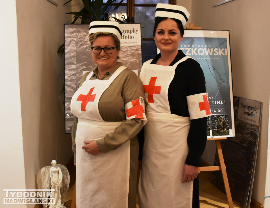 Wystawa poświęcona służbie zdrowia