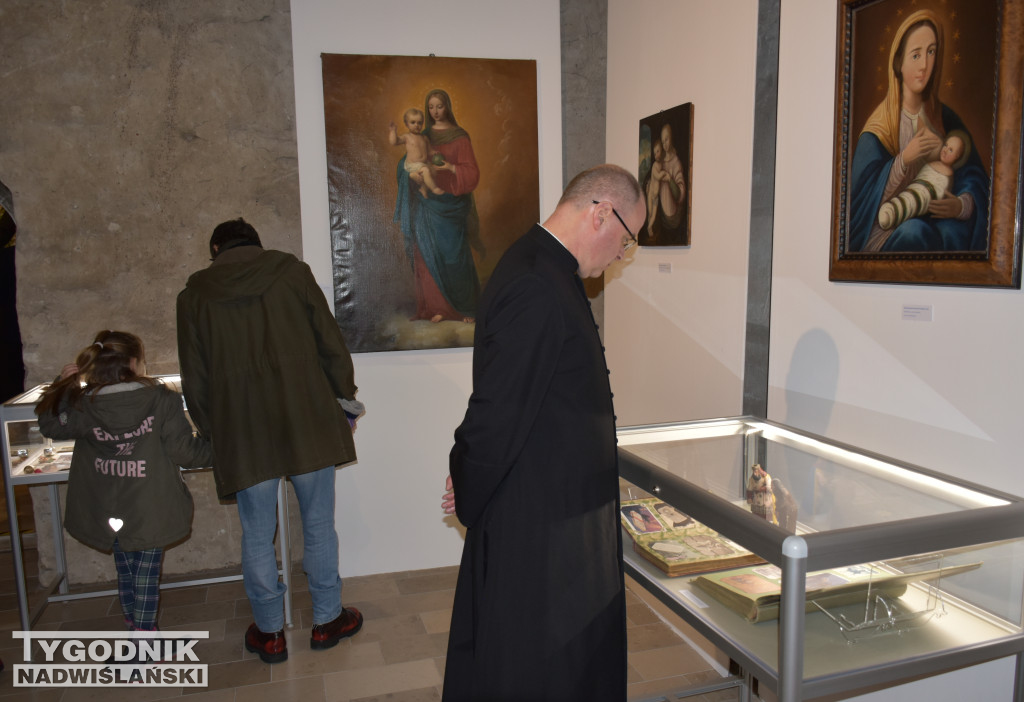 Wystawa o Bożym Narodzeniu w Domu Długosza