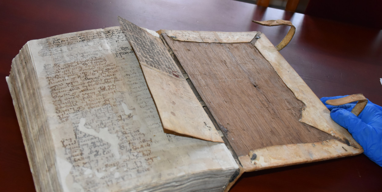 Konserwacja rękopisów Biblioteki Diecezjalnej