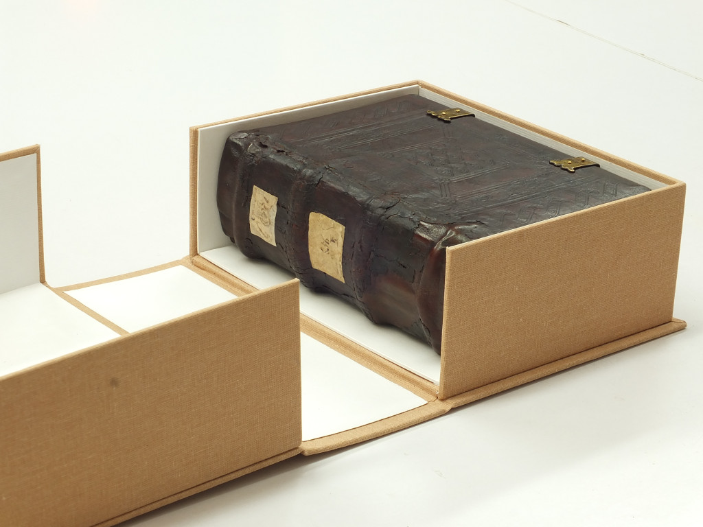 Konserwacja rękopisów Biblioteki Diecezjalnej