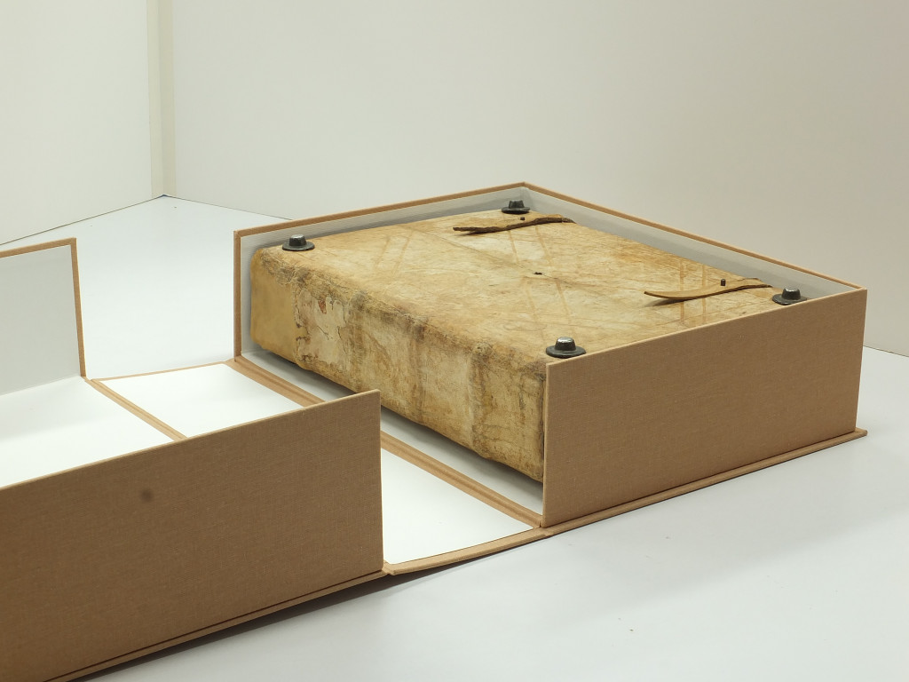 Konserwacja rękopisów Biblioteki Diecezjalnej