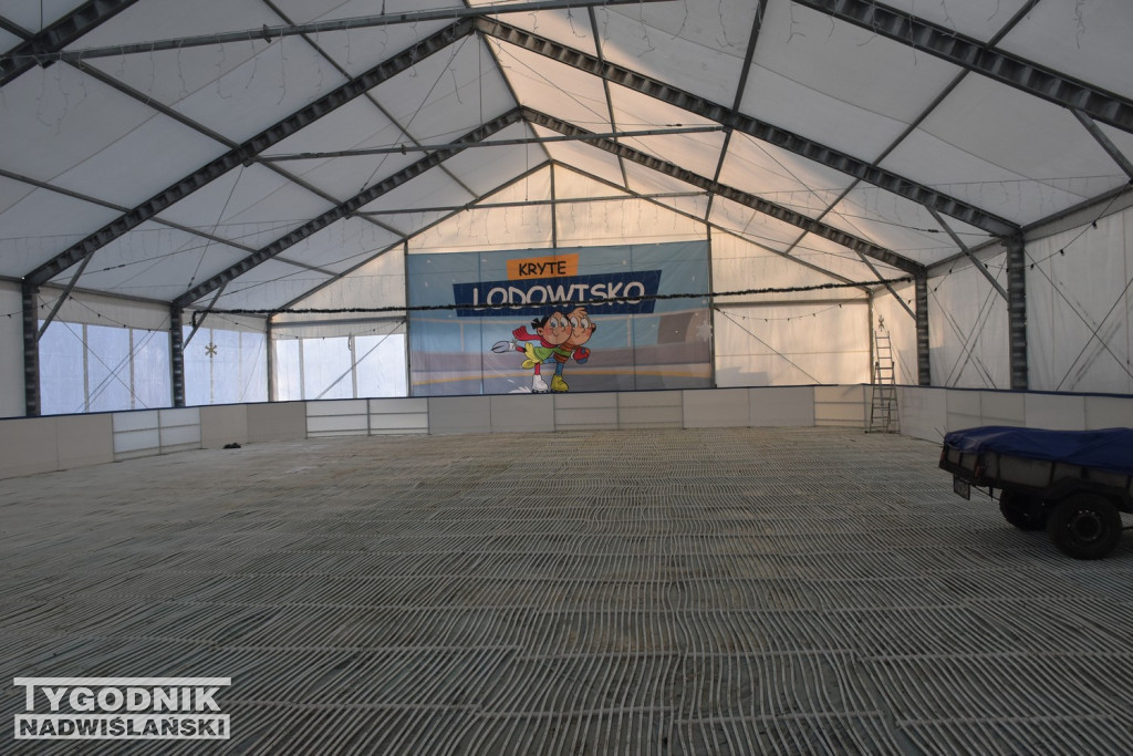 Lodowisko w Tarnobrzegu - stan na 19.12.2025 r.