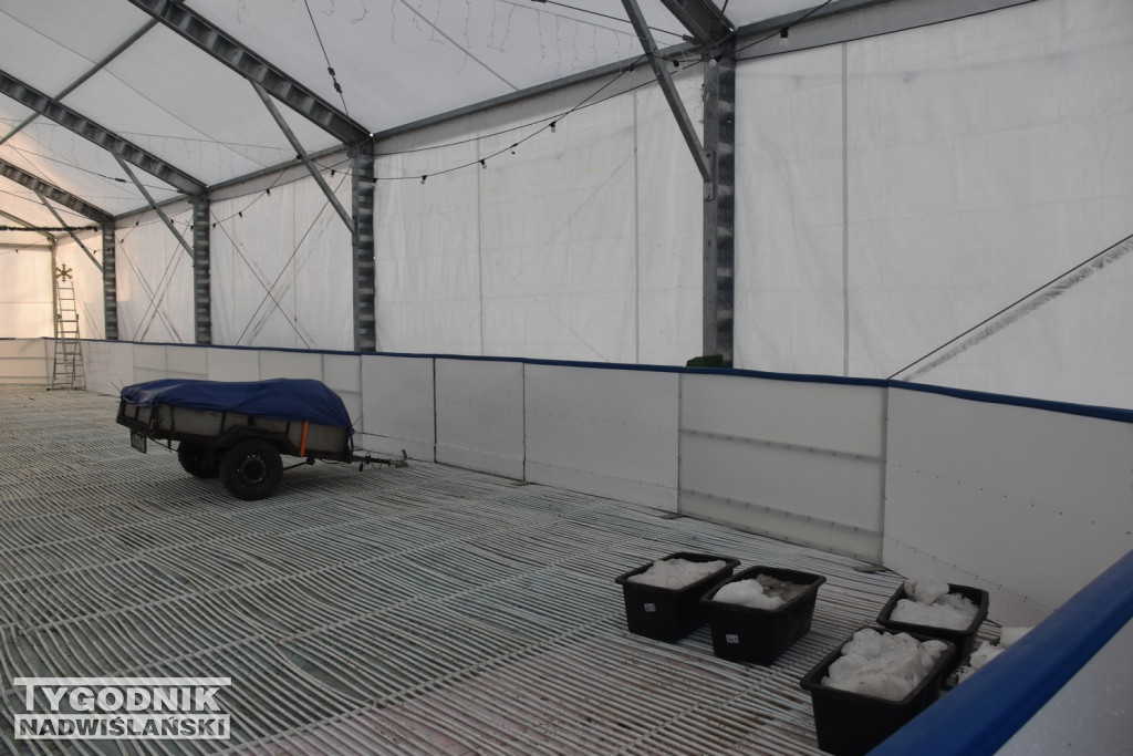 Lodowisko w Tarnobrzegu - stan na 19.12.2025 r.