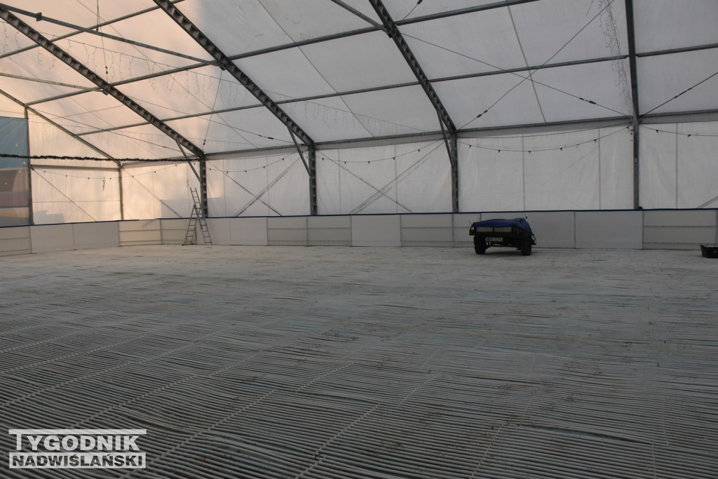 Lodowisko w Tarnobrzegu - stan na 19.12.2025 r.