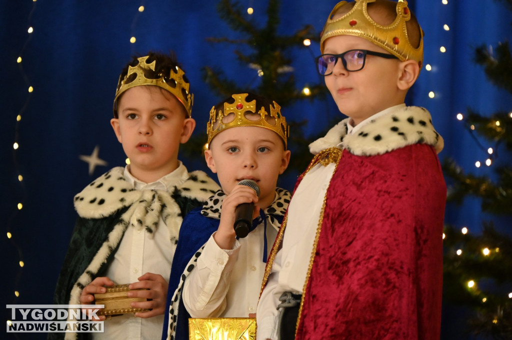 Jasełka w Przedszkolu nr 12 w Tarnobrzegu