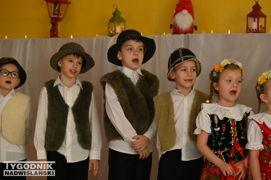 Jasełka w Przedszkolu nr 12 w Tarnobrzegu