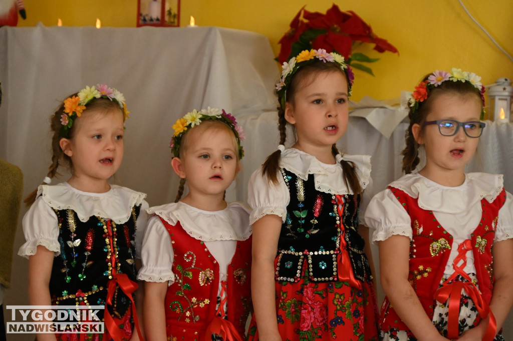 Jasełka w Przedszkolu nr 12 w Tarnobrzegu