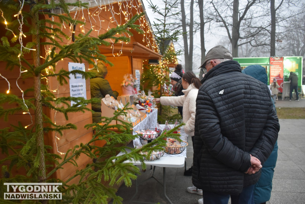Jarmark Bożonarodzeniowy w Nowej Dębie