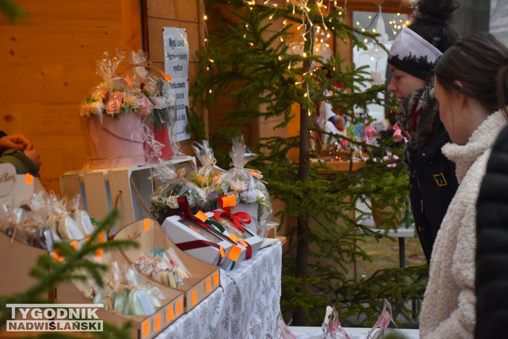 Jarmark Bożonarodzeniowy w Nowej Dębie