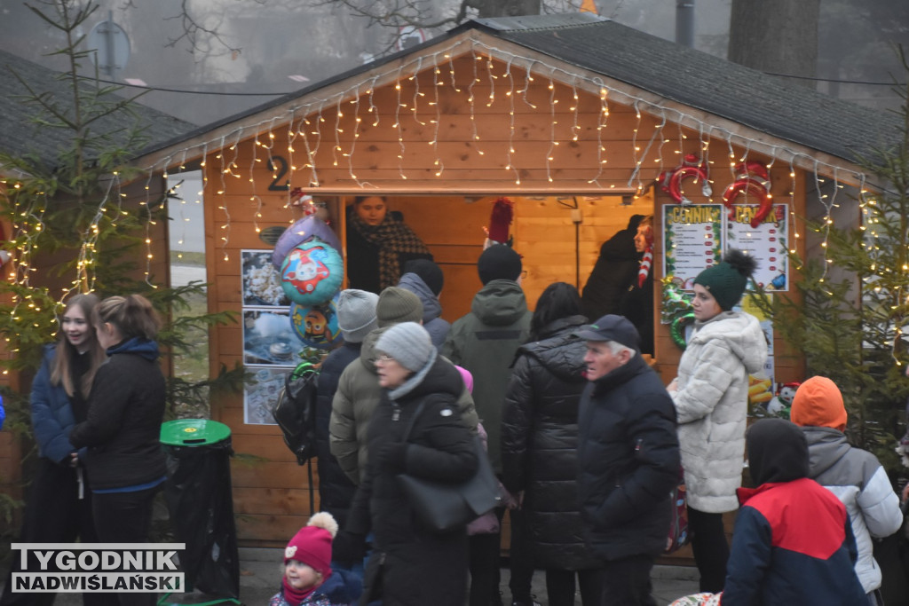 Jarmark Bożonarodzeniowy w Nowej Dębie
