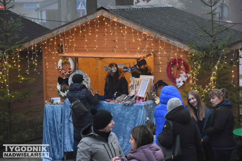 Jarmark Bożonarodzeniowy w Nowej Dębie