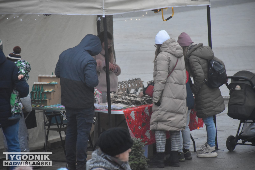Jarmark Bożonarodzeniowy w Nowej Dębie