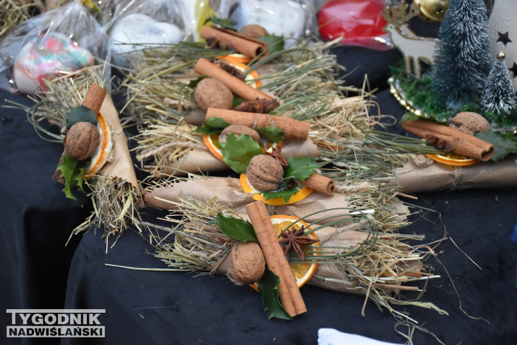 Jarmark Bożonarodzeniowy w Nowej Dębie