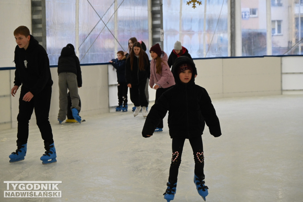 Otwarcie lodowiska w Tarnobrzegu