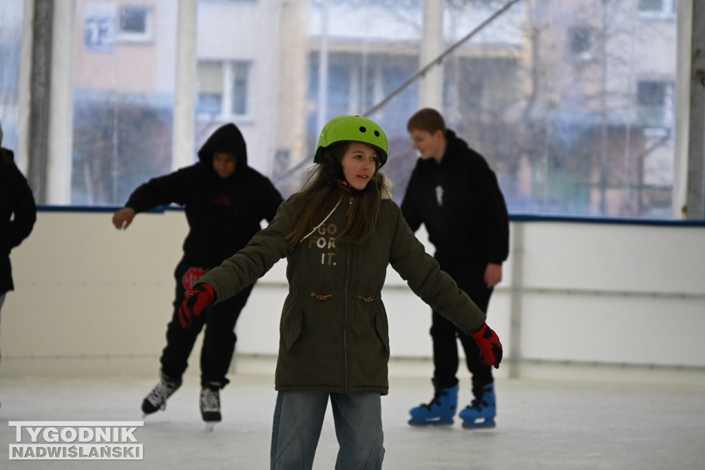 Otwarcie lodowiska w Tarnobrzegu