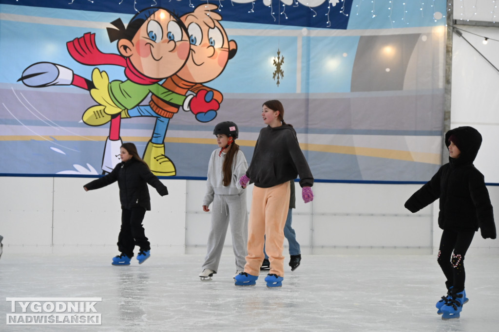 Otwarcie lodowiska w Tarnobrzegu