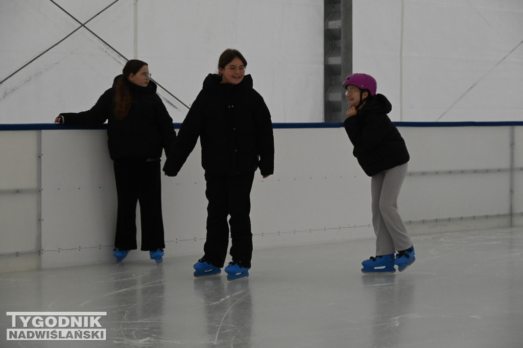 Otwarcie lodowiska w Tarnobrzegu