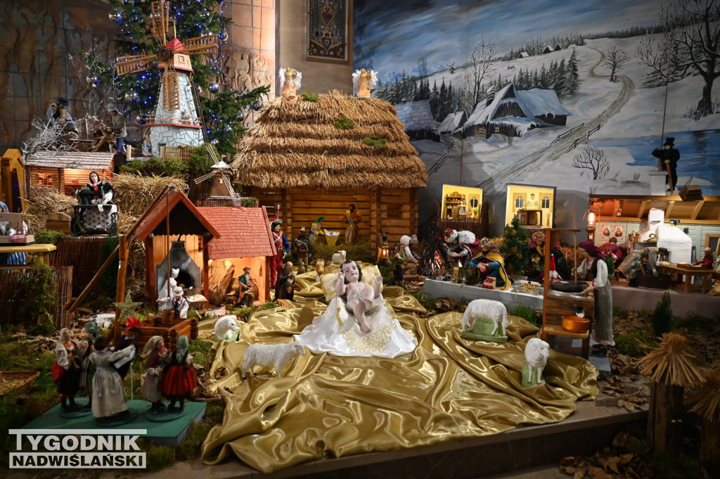 Szopki w kościołach w Tarnobrzegu