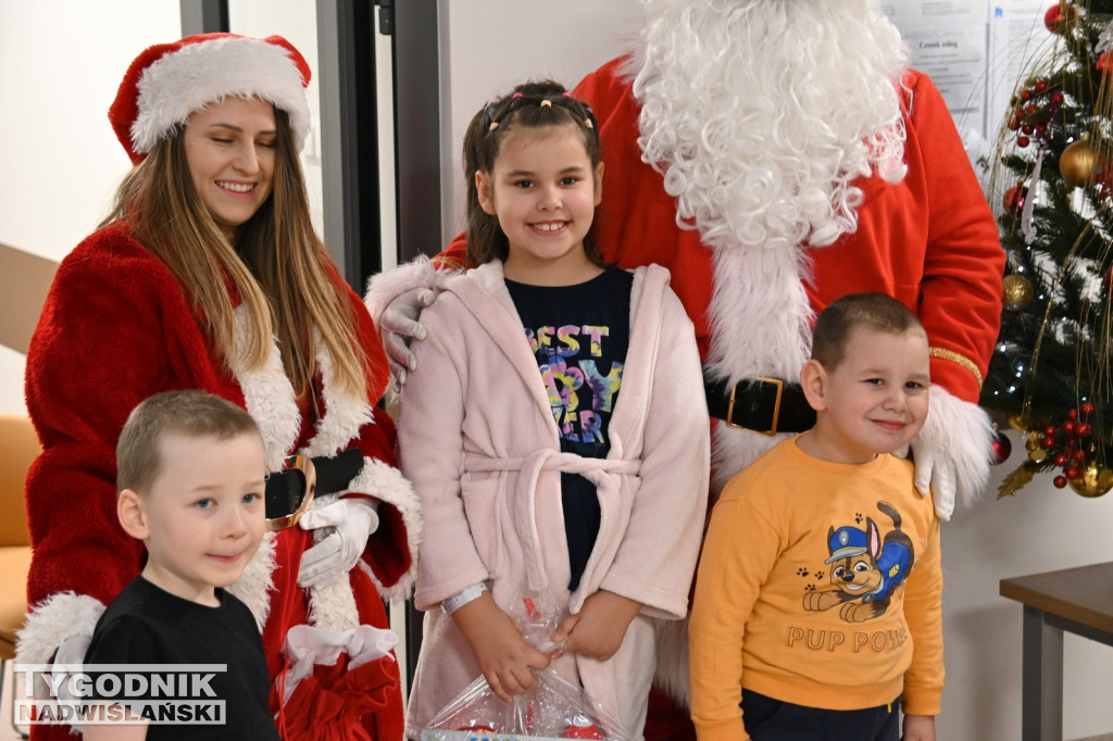 Wigilijny Mikołaj w szpitalu w Tarnobrzegu