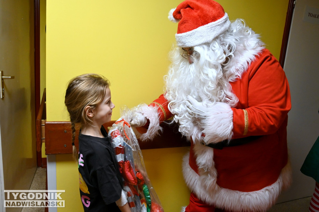 Wigilijny Mikołaj w szpitalu w Tarnobrzegu