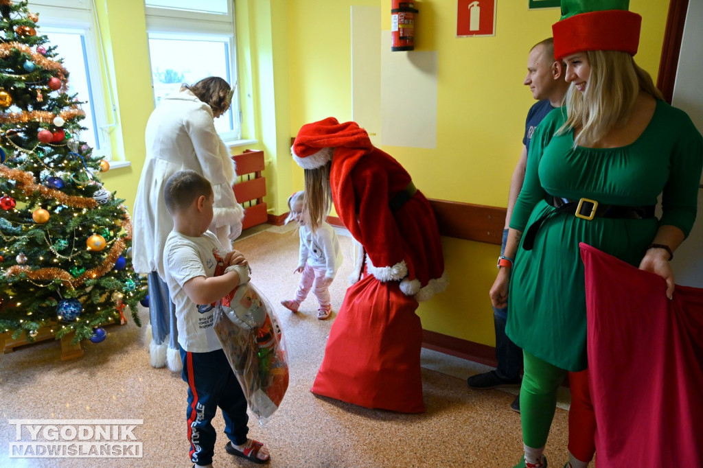 Wigilijny Mikołaj w szpitalu w Tarnobrzegu