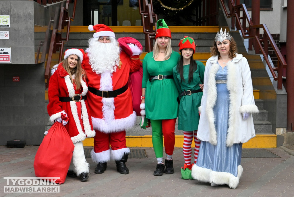 Wigilijny Mikołaj w szpitalu w Tarnobrzegu