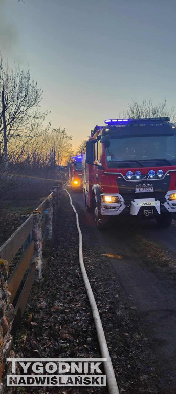 Pożar w miejscowości Zdzieci Nowe (gm. Połaniec)