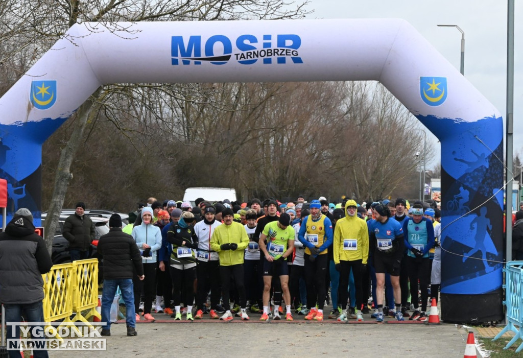 Bieg sylwestrowy nad Jeziorem Tarnobrzeskim 2025