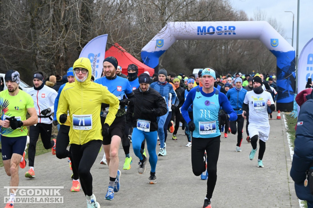 Bieg sylwestrowy nad Jeziorem Tarnobrzeskim 2025