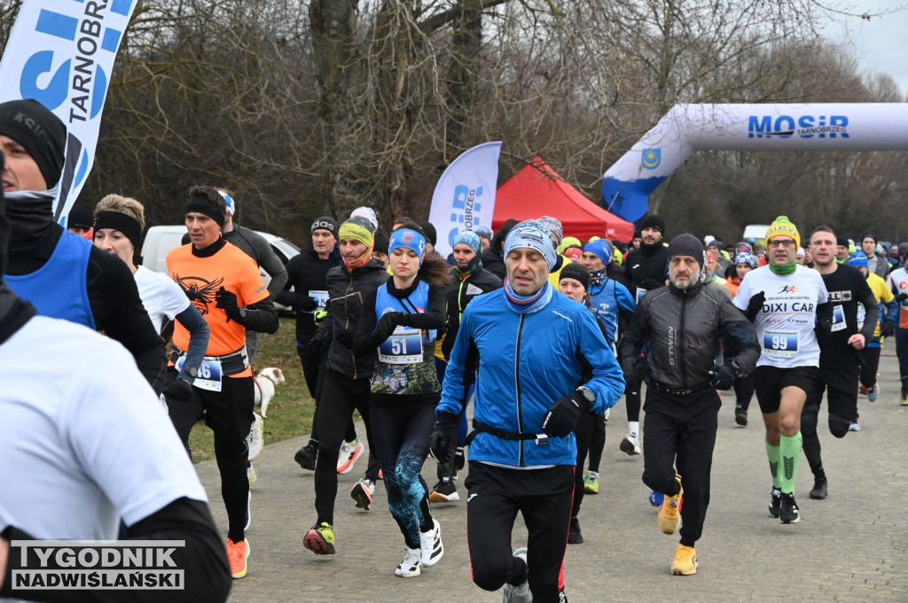 Bieg sylwestrowy nad Jeziorem Tarnobrzeskim 2025