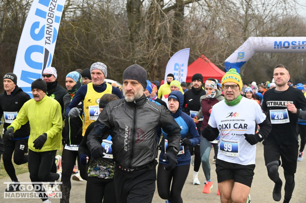 Bieg sylwestrowy nad Jeziorem Tarnobrzeskim 2025
