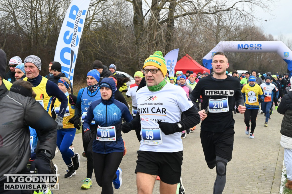 Bieg sylwestrowy nad Jeziorem Tarnobrzeskim 2025