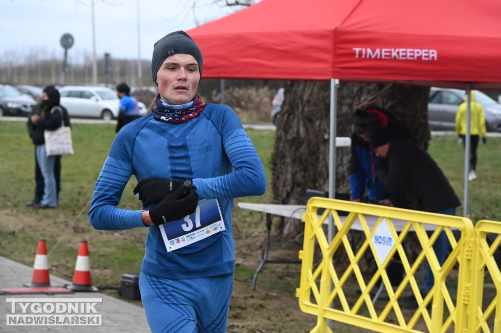 Bieg sylwestrowy nad Jeziorem Tarnobrzeskim 2025